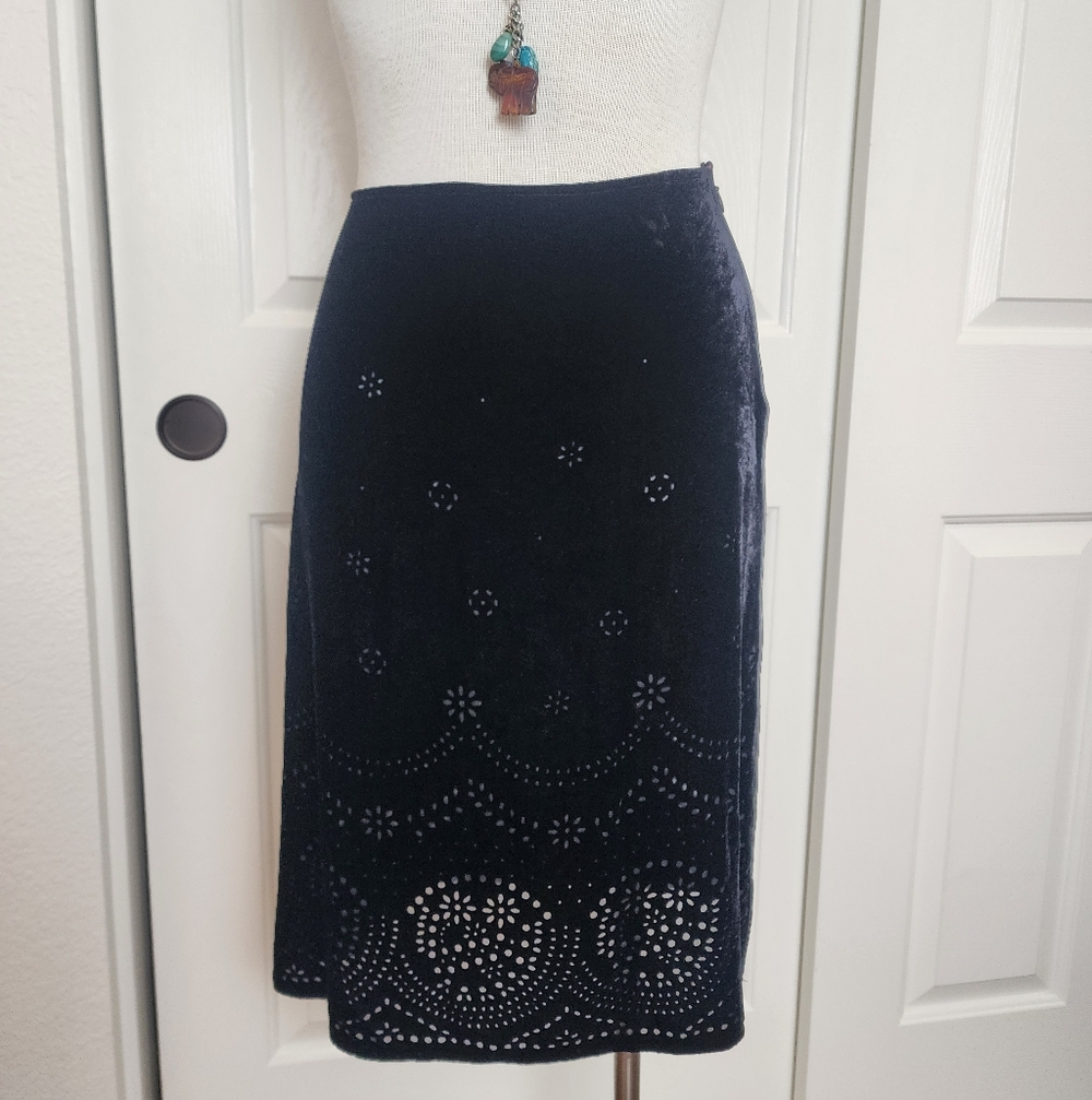 The  Limited Black Silk Elegant  Velvet Women's Skirt Size 0